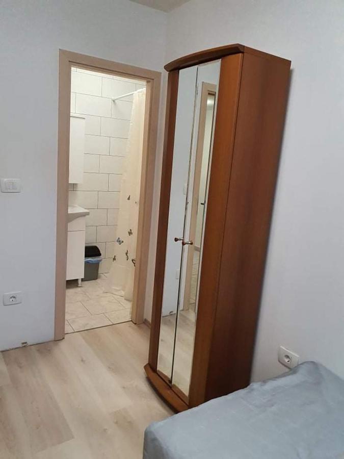 Aldi 1 Apartment Pula Luaran gambar